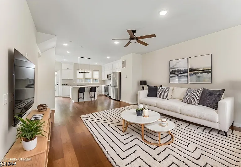 1 Haralson Ct — Photo 4