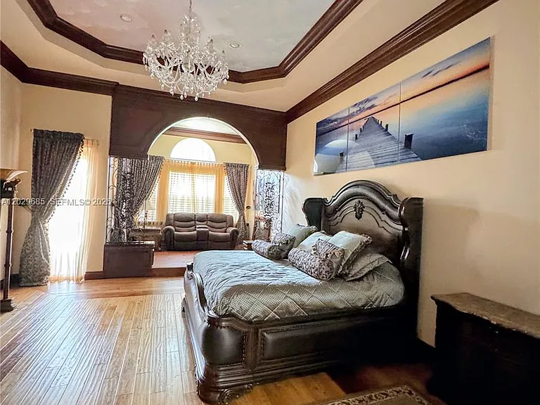 10445 Canterbury Ct — Photo 63