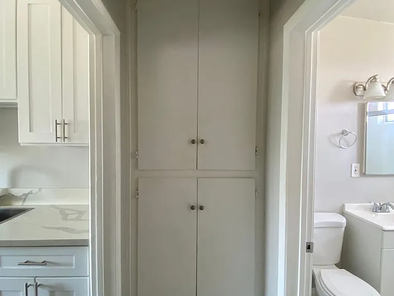1242 Cedar Ave — Photo 8