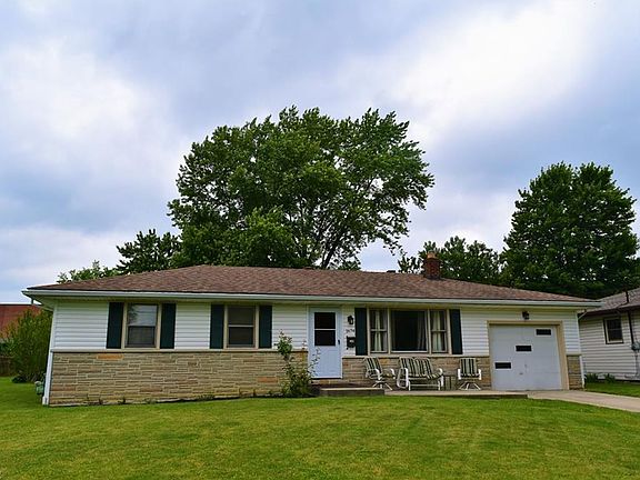 2nd image of 1674 Laurie Dr