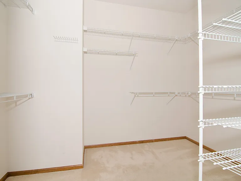 Master suite walk-in closet