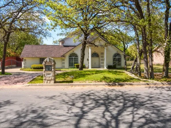 107 Sandra Palmer St, Stephenville, TX 76401