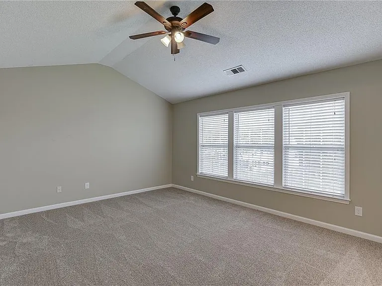 305 Leatherman Ct — Photo 40
