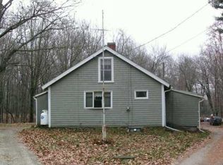 555 Mount Pleasant Rd, Burrillville, RI 02830