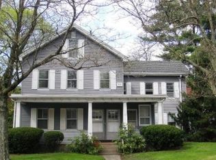 12 Wellesley Ave, Wellesley, MA 02482