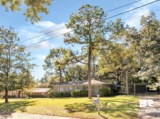 1502 Crestview Dr, Mobile, AL 36693