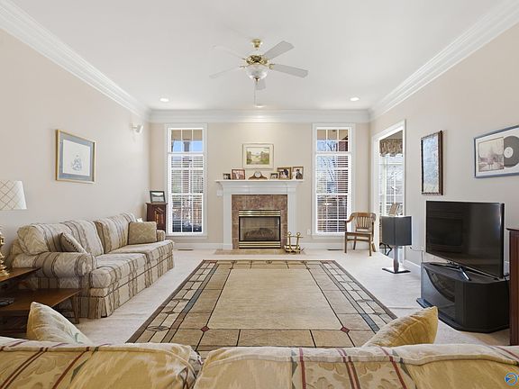 5th image of 126 Compass Point Dr