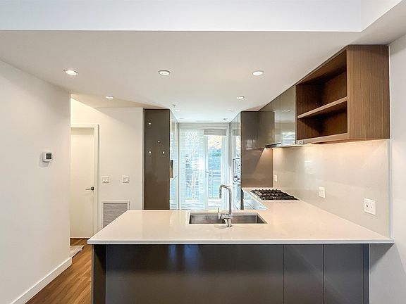 3rd image of 388 W 64th Ave #27