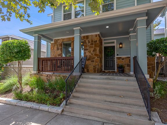 2nd image of 3824 Hermalinda St