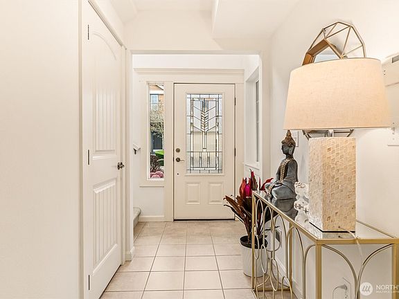 3rd image of 23431 9th Avenue SE