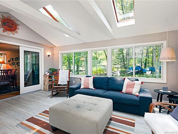 25 Saint Francis Woods Road