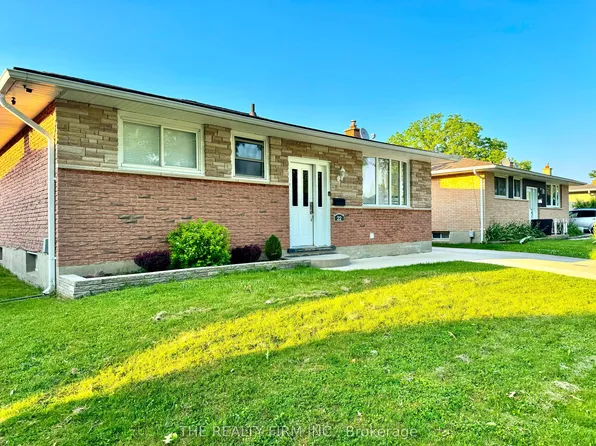 22 Archer Cres, London, ON N6E 2A5