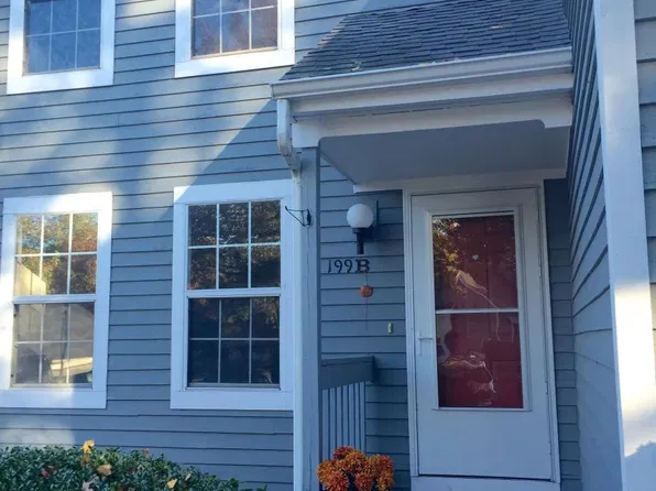 199 Oakland St #199, Manchester, CT 06042