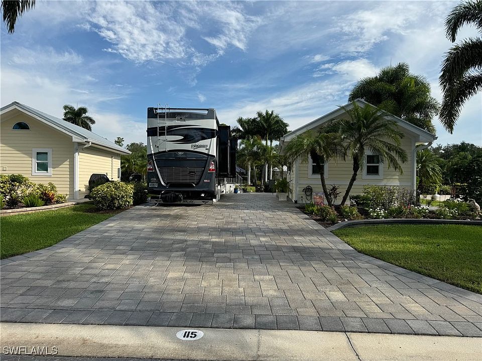 1st image of 115-3013 Cupola Ln N
