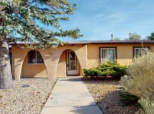 2912 Calle De Pinos Altos, Santa Fe, NM 87507