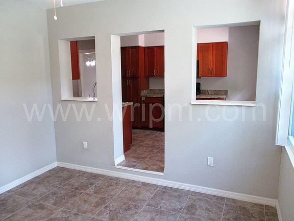 5th image of 11303 N Edison Ave