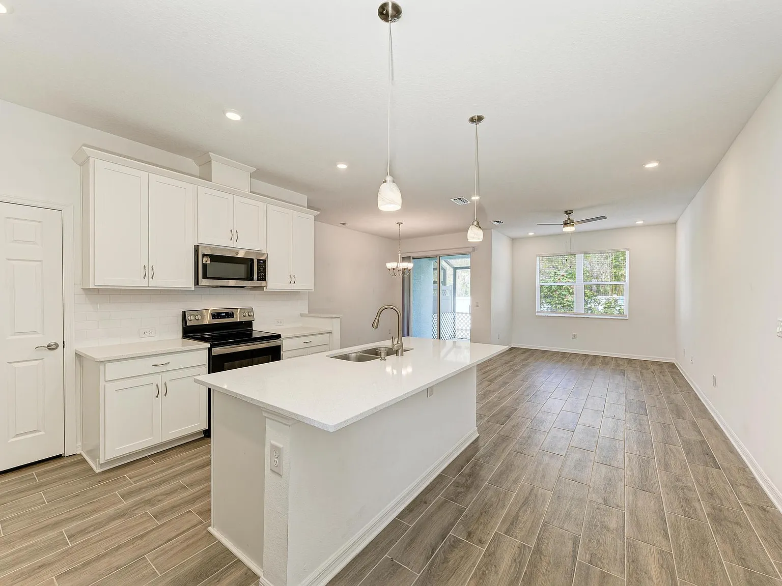 3012 Via Sienna Cir — Photo 4