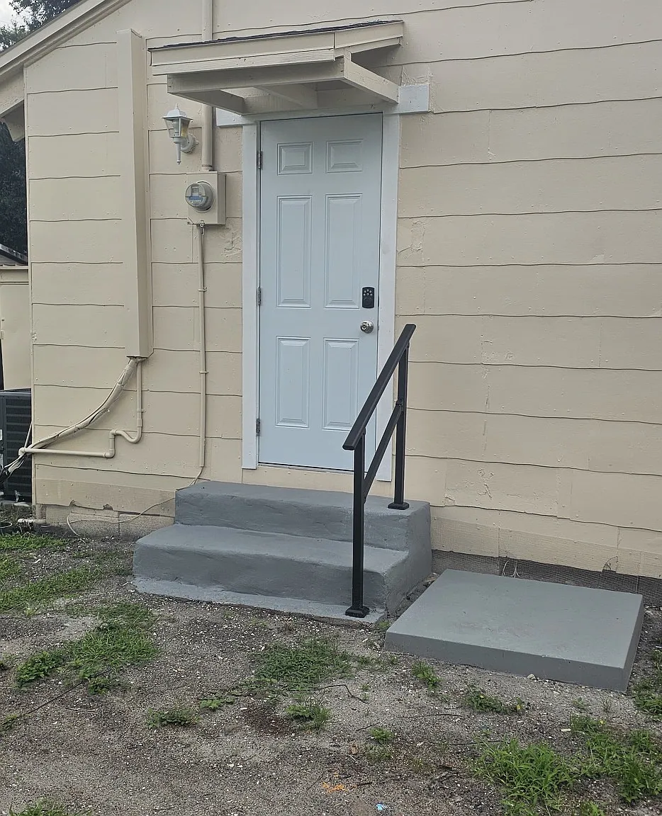 1 bed, 490 sqft, $1,050 — Photo 2
