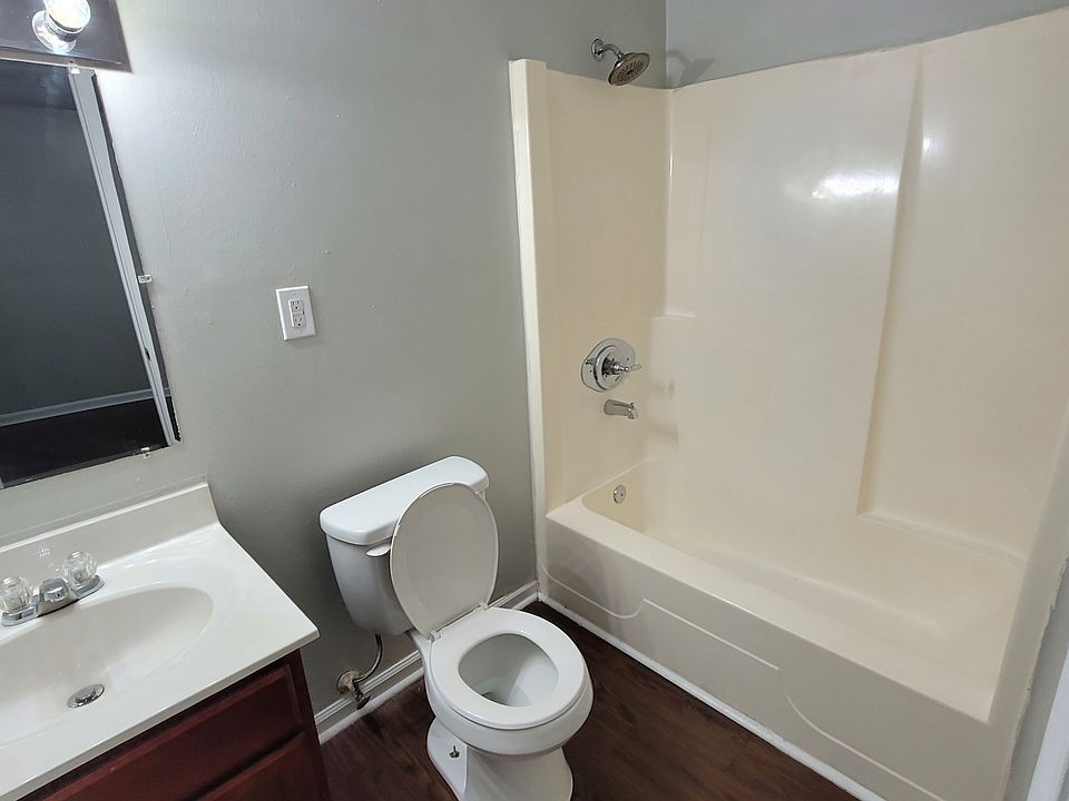2nd image of 159 Miller Dr #11102775