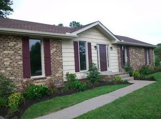 104 Lee Dr, Springfield, TN 37172