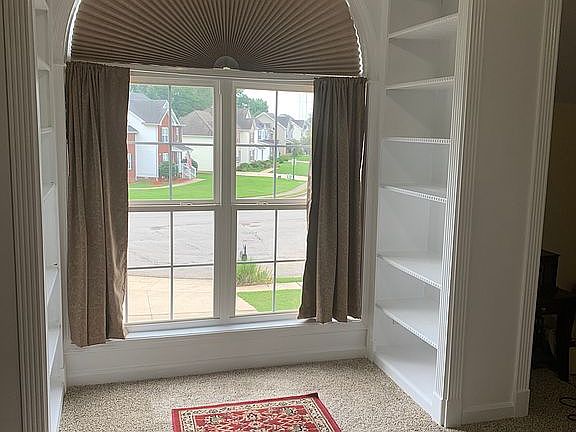 5th image of 2521 Hattington Dr