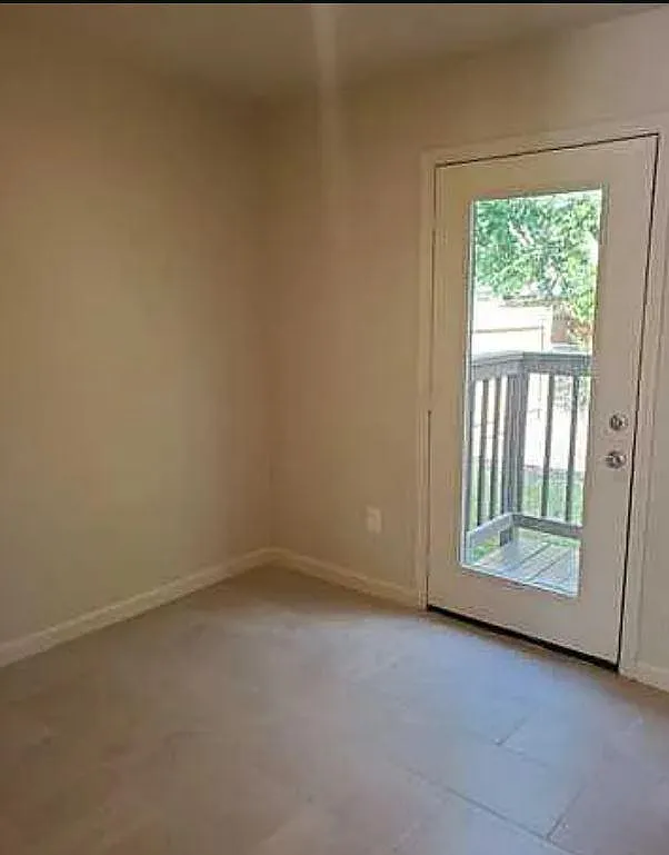 605 W Byrd Blvd — Photo 4