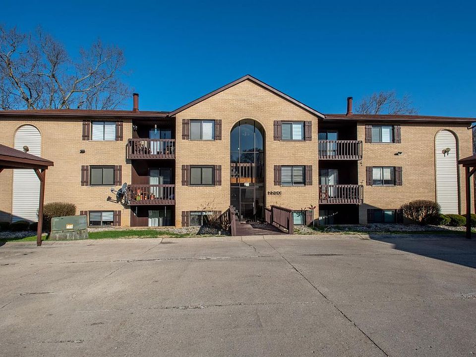 1st image of 2200 Augusta Blvd APT 130