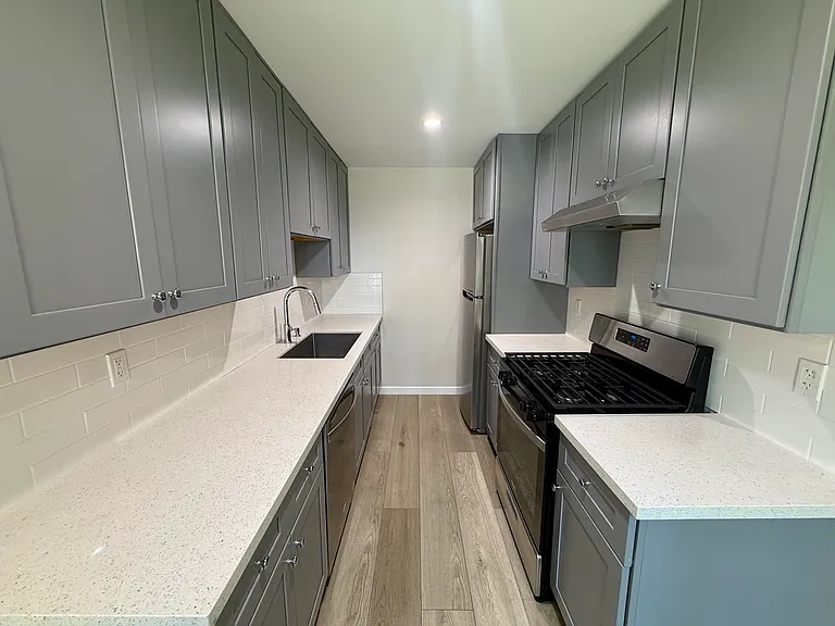 00-1007 E Ocean Blvd #1 — Photo 10