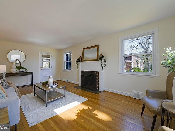 4th image of 6506 43rd Ave