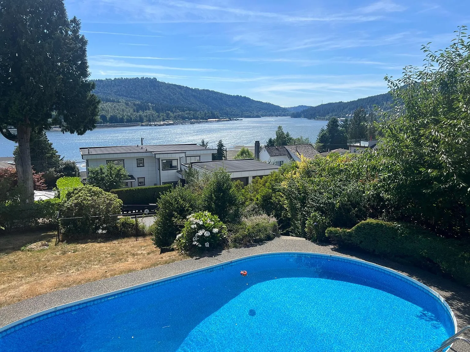 5 bed, 2549 sqft, $6,995 — Photo 1