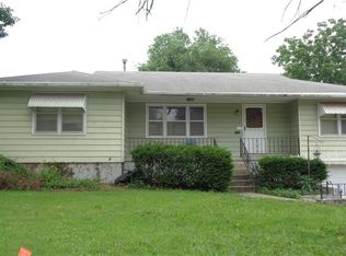 305 S Mitchell St, Warrensburg, MO 64093
