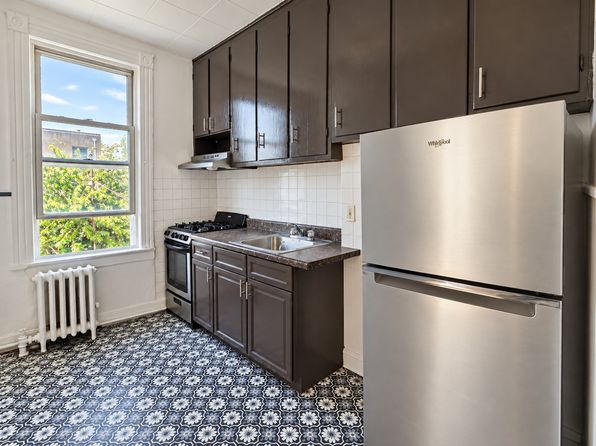 23-72 37th St #2