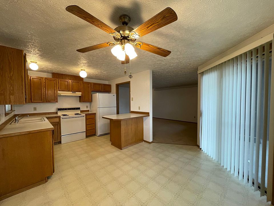 1st image of 101 E Spence St #2