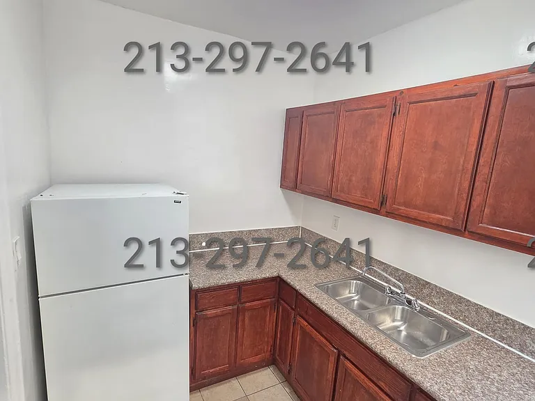 441 S Rampart Blvd #G — Photo 8