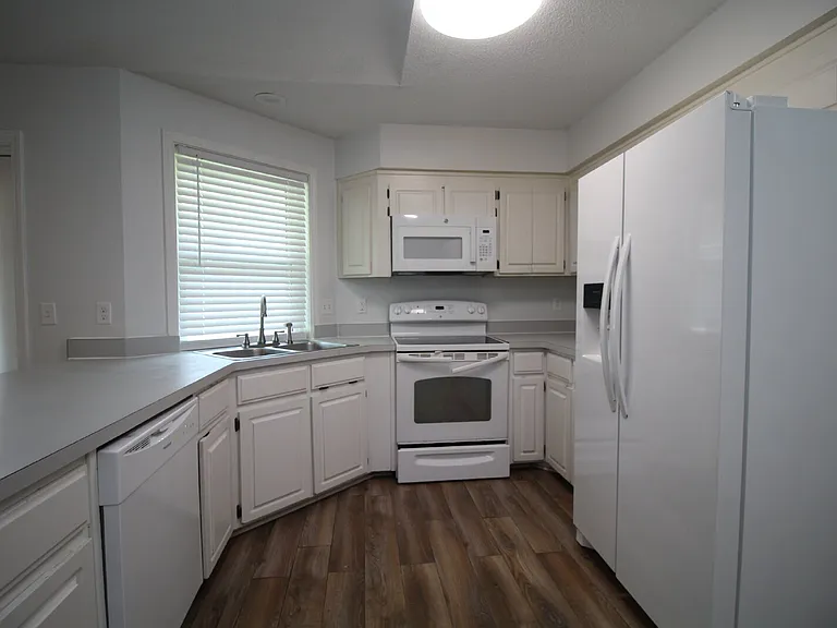 7679 Old Hickory Dr — Photo 8