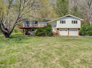 375 Okolona Dr, Erwin, TN 37650