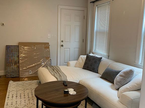 2nd image of 77 Pearl St #1