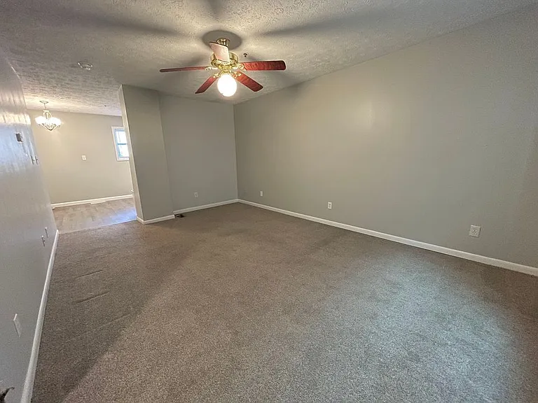 424 McLane Ave #5 — Photo 6