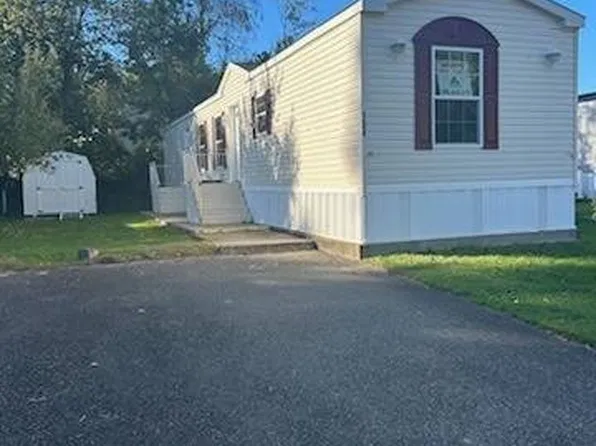 1903 Route 203 #104, Chatham, NY 12037