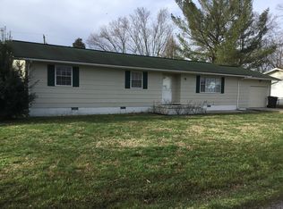30 Ault St, Pikeville, TN 37367