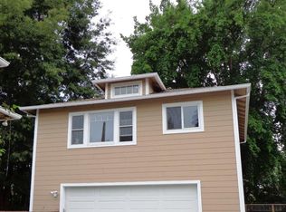 541 Seymour St #B, Napa, CA 94559
