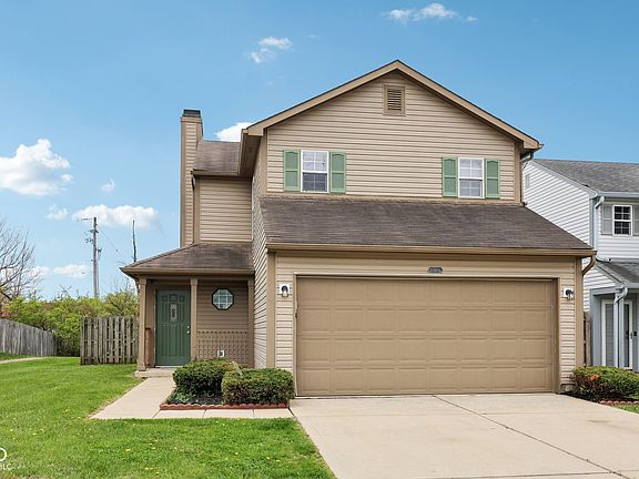 3rd image of 10905 Amber Glow Ln