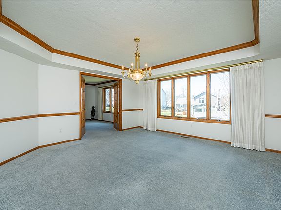 4th image of 4514 47th St