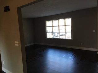 209 Robert Dr, Normal, IL 61761