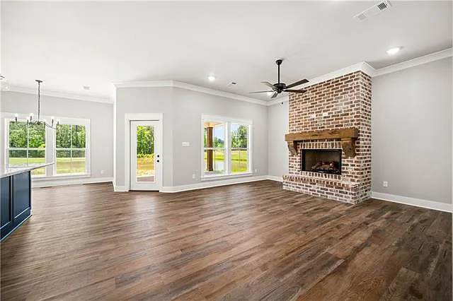 537 Feliciana Dr — Photo 8