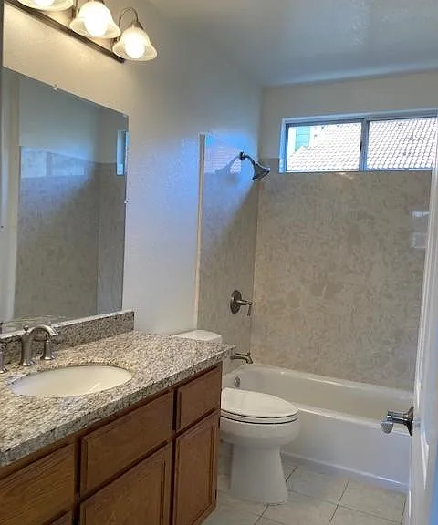 1560 Mission Springs Cir — Photo 18