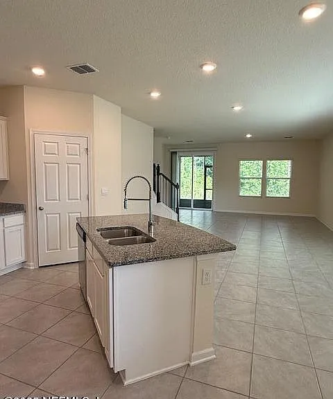 649 Coastline Way — Photo 4