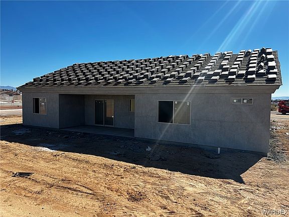 4th image of 6699 Vizcanio Place