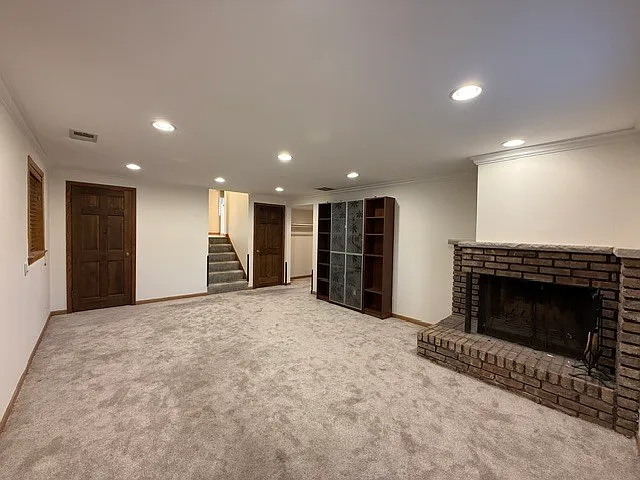 2185 Lee St — Photo 12