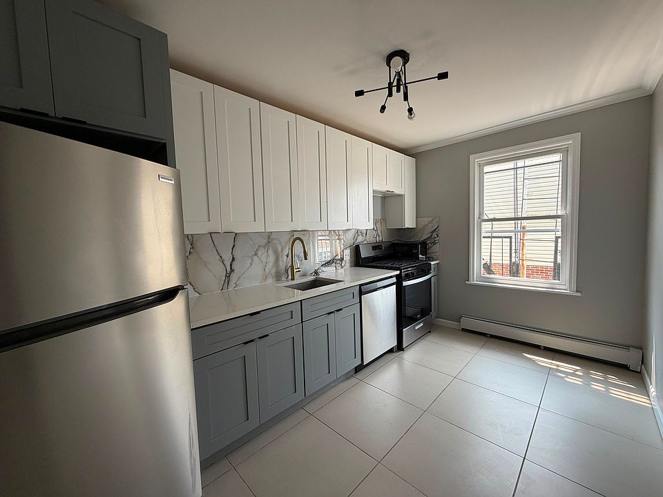 1st image of 119 Hobart Ave #4E